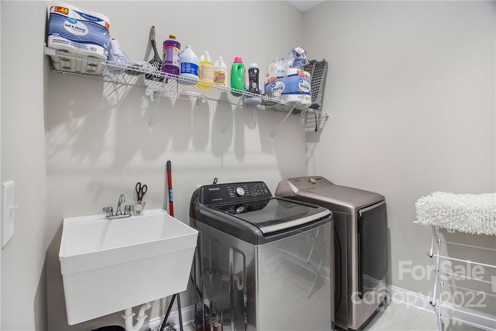 16004 Deer River Road Charlotte, NC 28278 - Photo 23 of 33