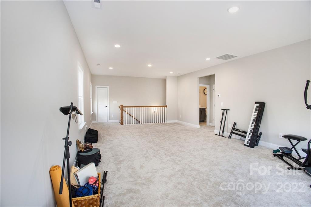 16004 Deer River Road Charlotte, NC 28278 - Photo 25 of 33