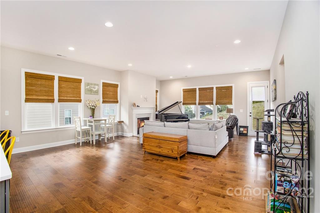 16004 Deer River Road Charlotte, NC 28278 - Photo 10 of 33