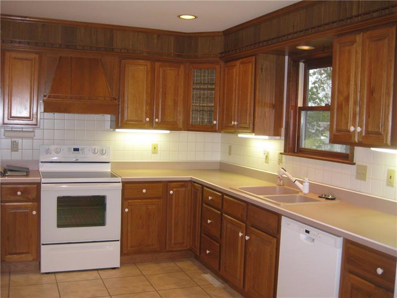 370 North Ben Franklin Road Indiana, PA 15701 - Photo 2 of 23