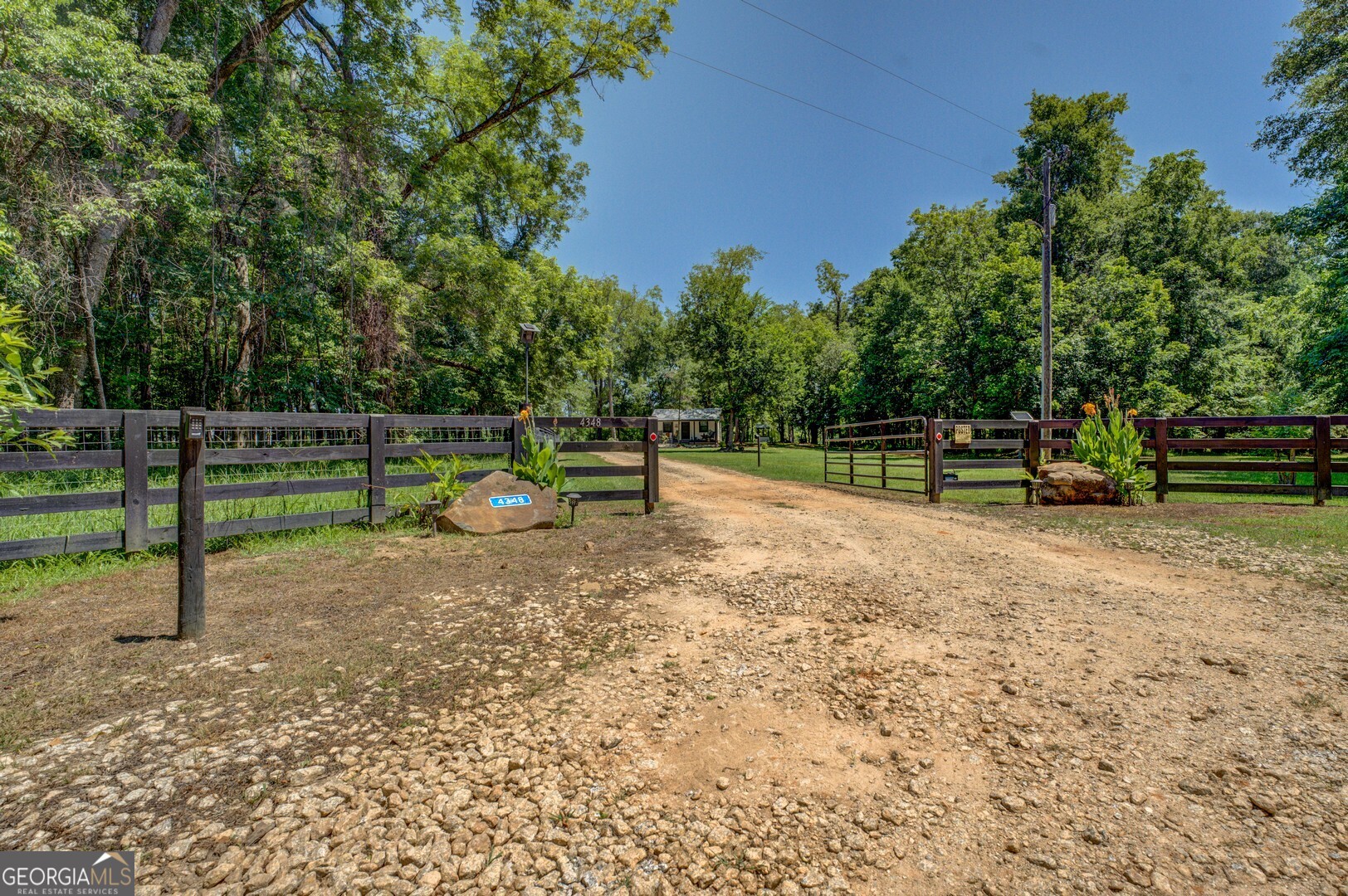 4348 Marshall Stewart Road Southwest Crawfordville, GA 30631 - Photo 78 of 120 a view of park with bench