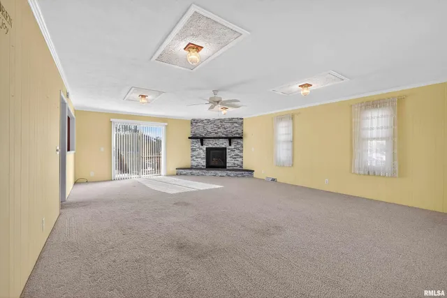 $260,000 | 304 4th Avenue, Colona, IL 61241