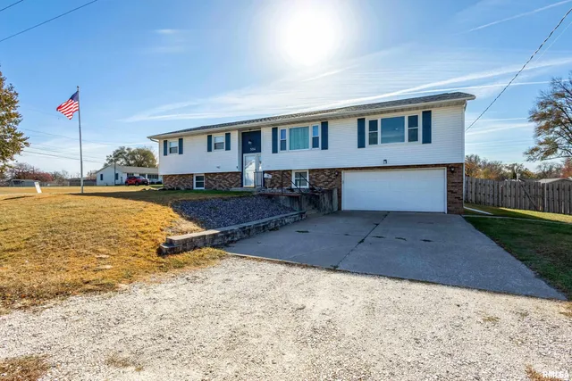 $260,000 | 304 4th Avenue, Colona, IL 61241