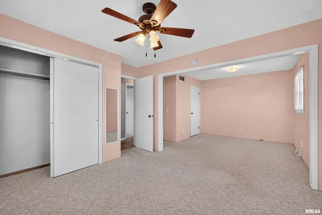 $260,000 | 304 4th Avenue, Colona, IL 61241