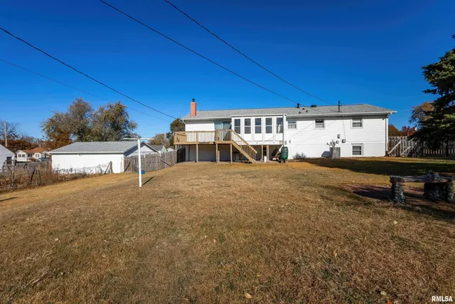 $260,000 | 304 4th Avenue, Colona, IL 61241