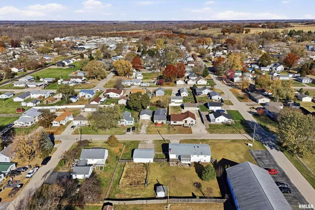 $260,000 | 304 4th Avenue, Colona, IL 61241