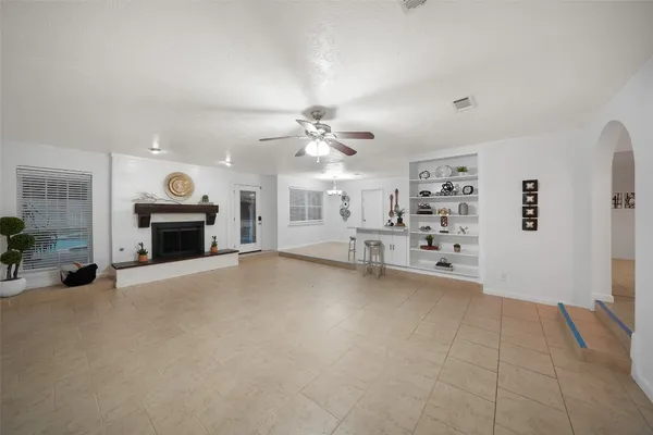 $350,000 | 25510 Many Oak Drive, Spring, TX 77380