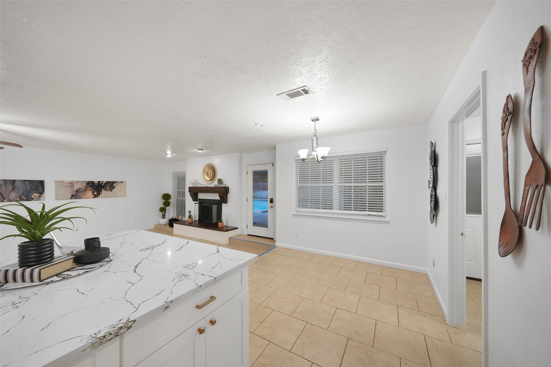 25510 Many Oak Drive Spring, TX 77380 - Photo 8 of 27