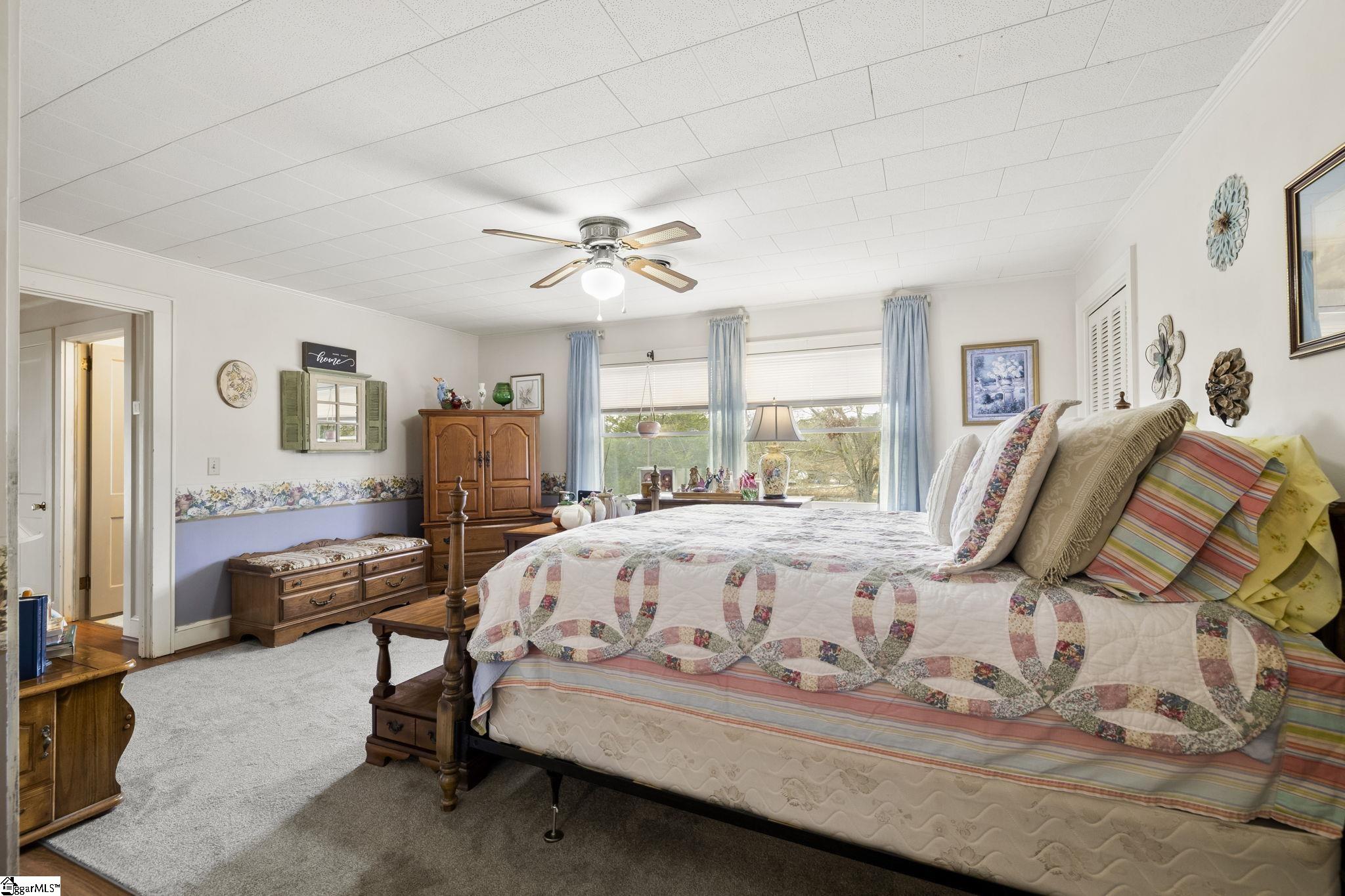 512 Pope Field Road Easley, SC 29642 - Photo 13 of 32