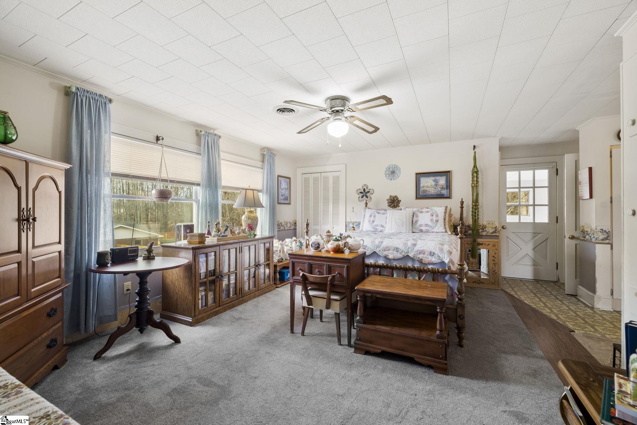 512 Pope Field Road Easley, SC 29642 - Photo 14 of 32