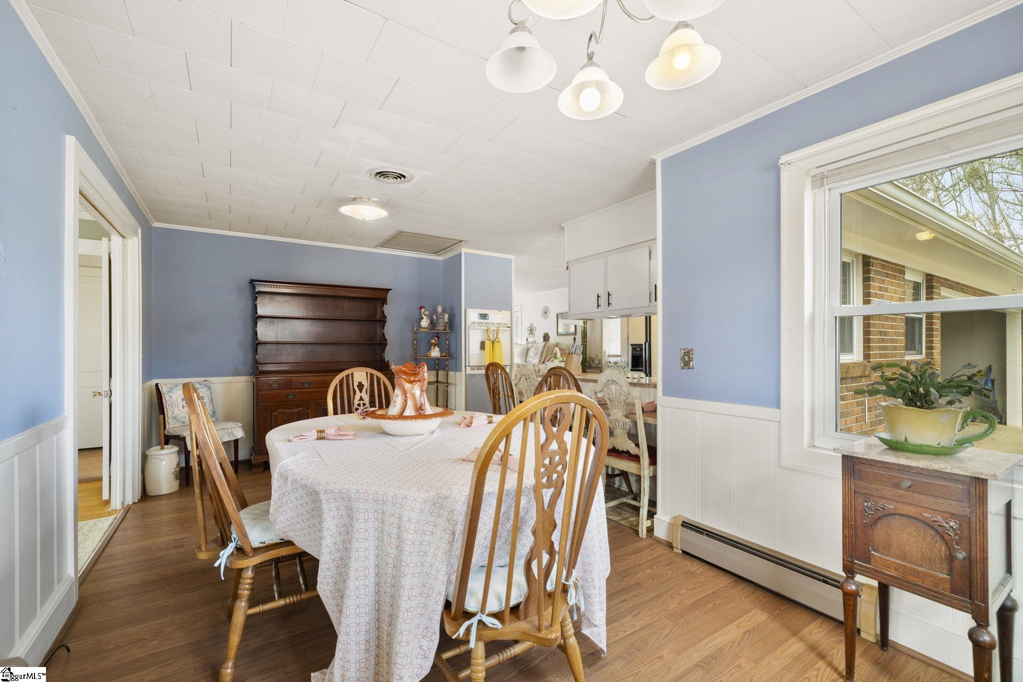 512 Pope Field Road Easley, SC 29642 - Photo 8 of 32