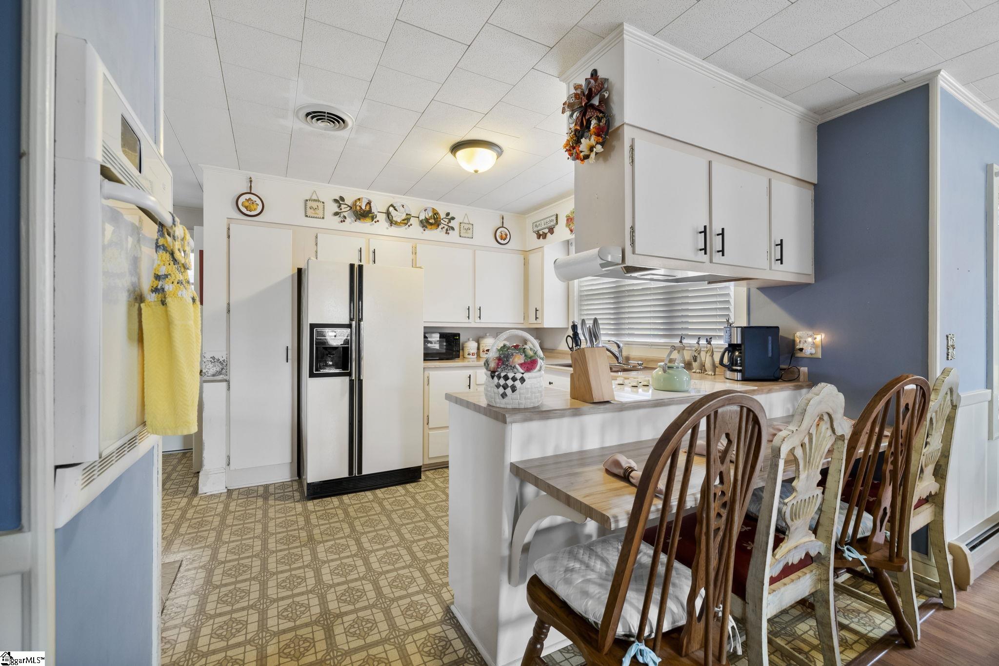 512 Pope Field Road Easley, SC 29642 - Photo 9 of 32