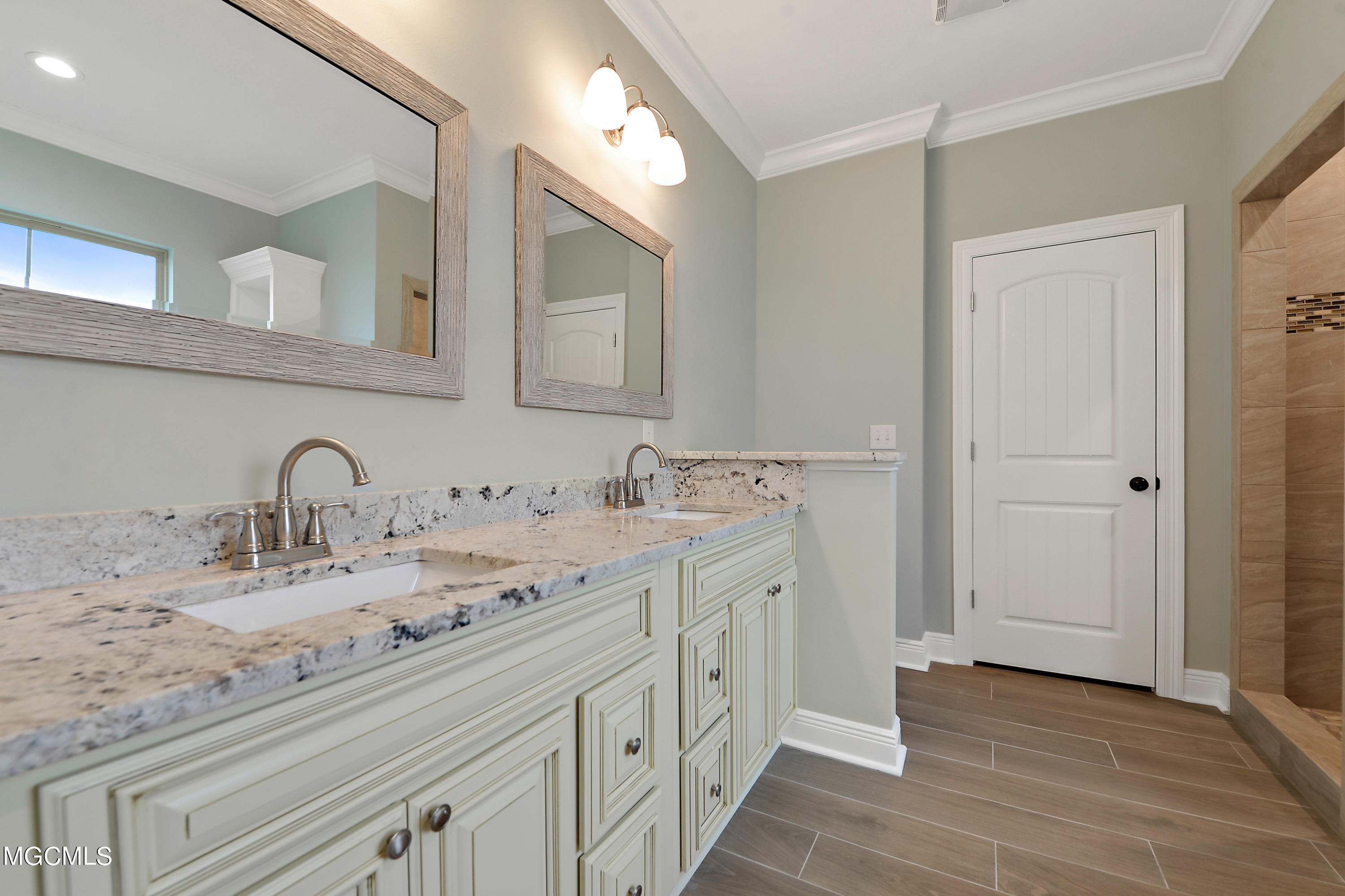14201 Glendale Road Ocean Springs, MS 39565 - Photo 14 of 26 014 (8)