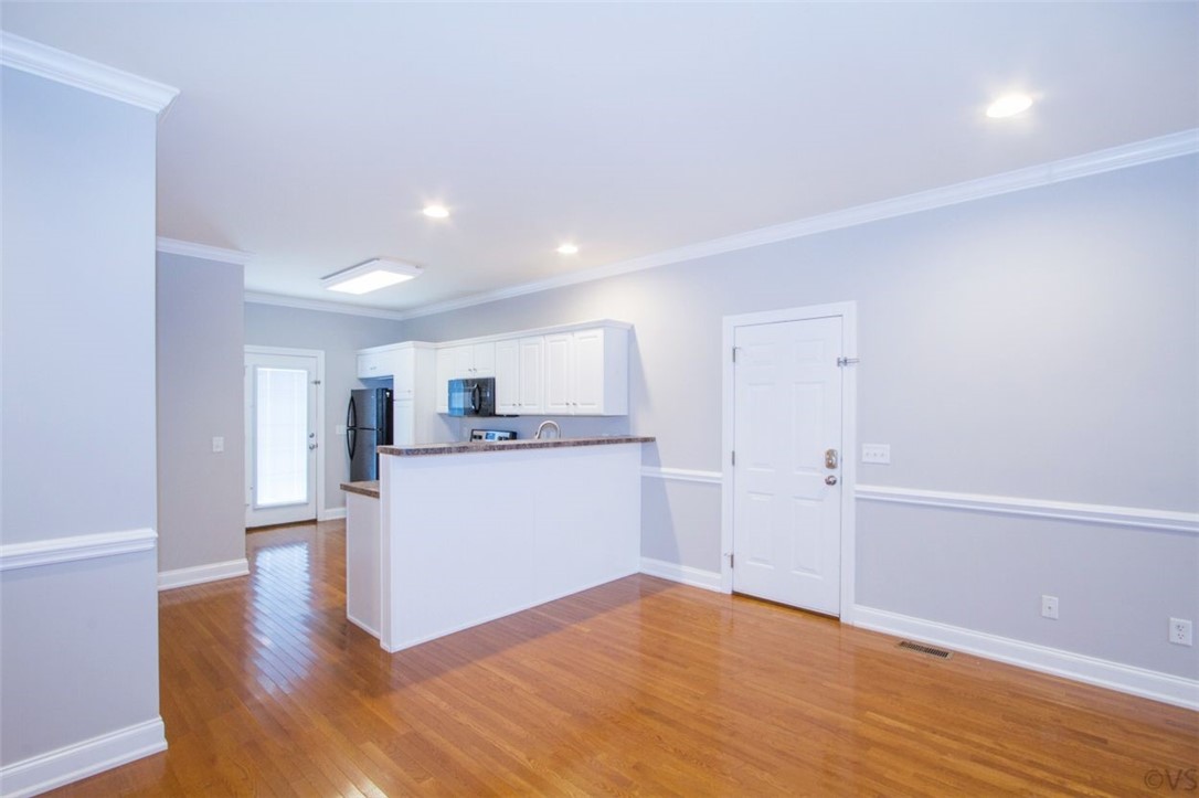 6 Plaza Way Anderson, SC 29621 - Photo 4 of 18 Gallery Image 4