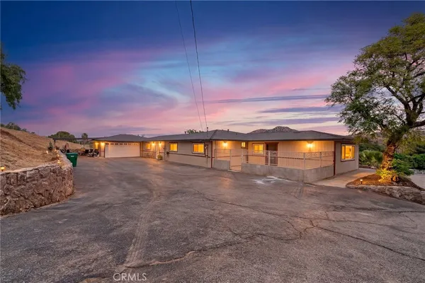 $1,099,999 | 1820 Corona Avenue, Norco, CA 92860