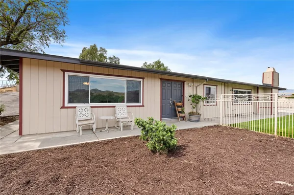 $1,099,999 | 1820 Corona Avenue, Norco, CA 92860