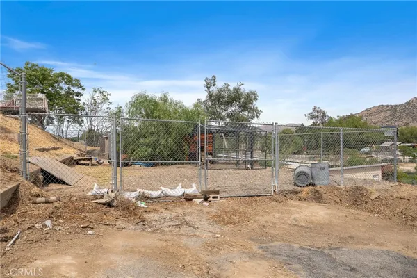 $1,099,999 | 1820 Corona Avenue, Norco, CA 92860