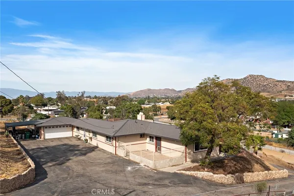 $1,099,999 | 1820 Corona Avenue, Norco, CA 92860