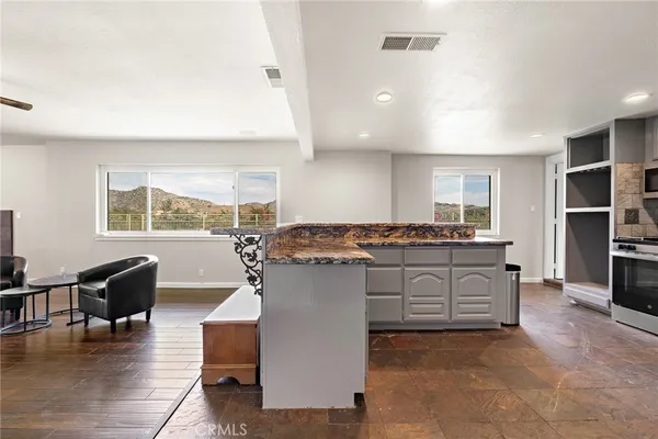 $1,099,999 | 1820 Corona Avenue, Norco, CA 92860