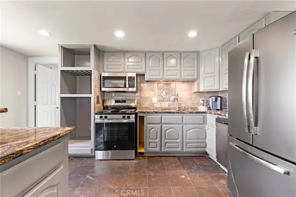 $1,099,999 | 1820 Corona Avenue, Norco, CA 92860