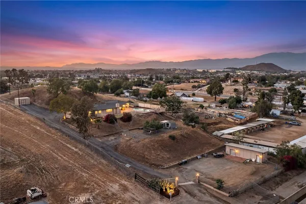 $1,099,999 | 1820 Corona Avenue, Norco, CA 92860