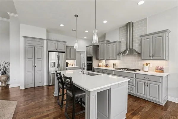 $665,000 | 5513 Northwest 111th Court, Kansas City, MO 64154