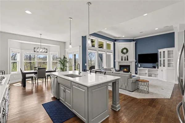 $665,000 | 5513 Northwest 111th Court, Kansas City, MO 64154