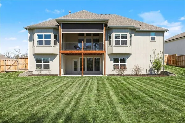$665,000 | 5513 Northwest 111th Court, Kansas City, MO 64154