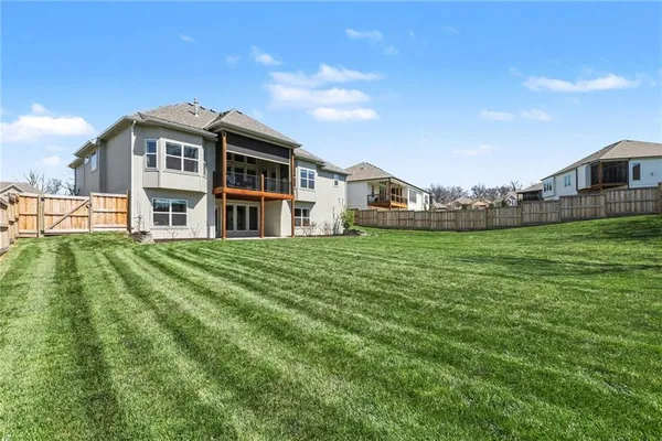 $665,000 | 5513 Northwest 111th Court, Kansas City, MO 64154