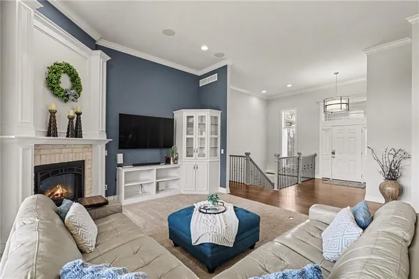 $665,000 | 5513 Northwest 111th Court, Kansas City, MO 64154