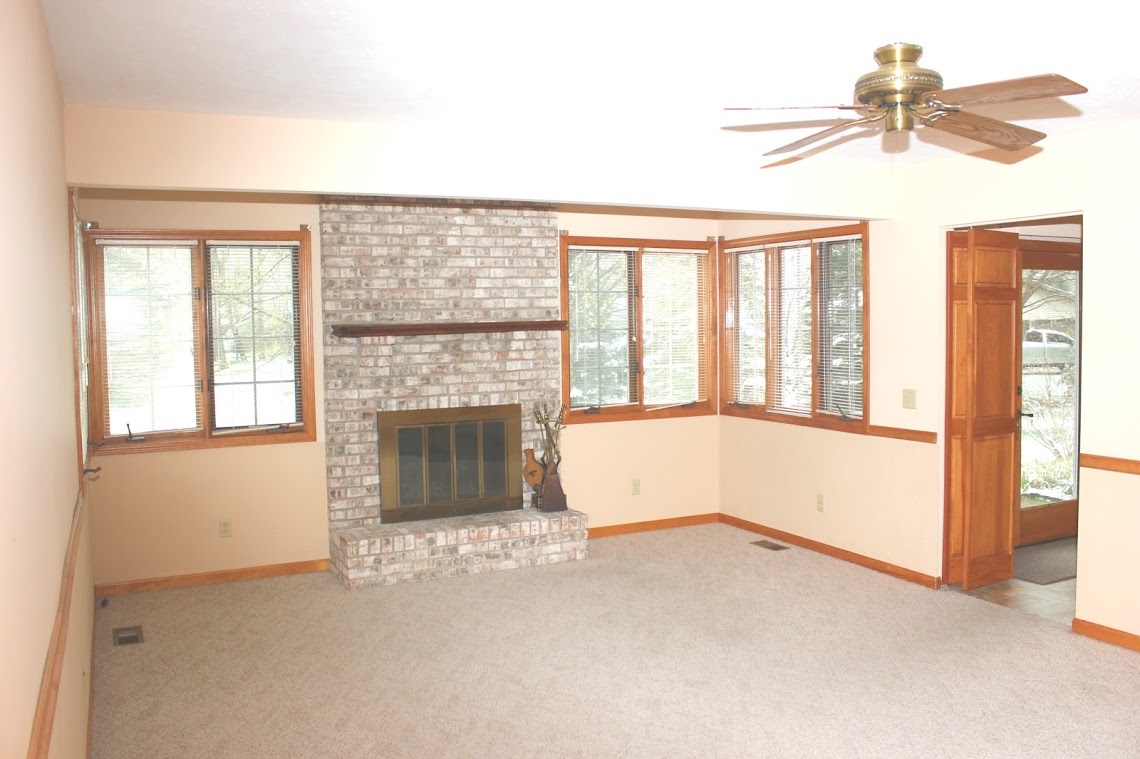 1941 Village Road La Porte, IN 46350 - Photo 3 of 7 Gallery Image 3