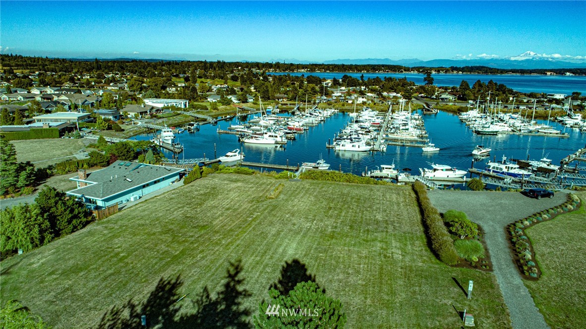 8082 Comox Road Blaine, WA 98230 - Photo 3 of 26 Gallery Image 3