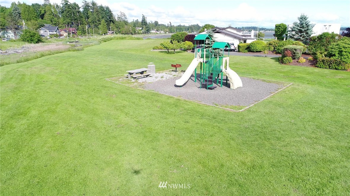 8082 Comox Road Blaine, WA 98230 - Photo 22 of 26 Gallery Image 22