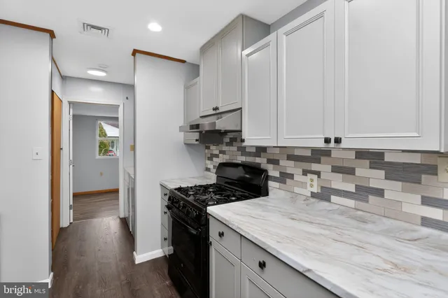 $470,000 | 14423 Lamar Road, Woodbridge, VA 22191