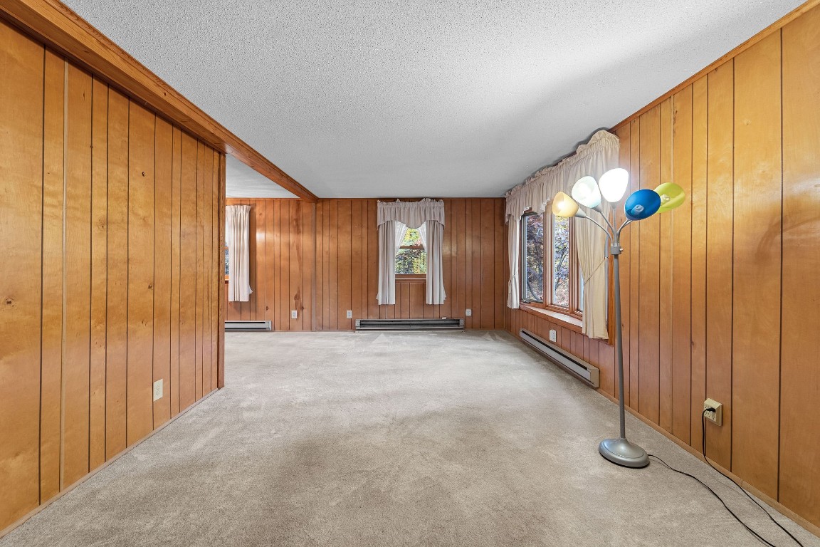 211 Ridge Road Vestal, NY 13850 - Photo 8 of 30 Gallery Image 8