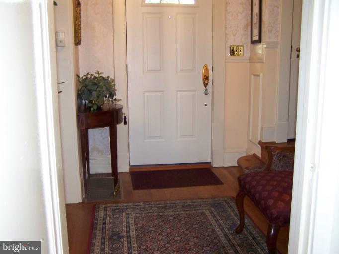 6403 Pinehurst Road Baltimore, MD 21212 - Photo 24 of 29 Front Foyer