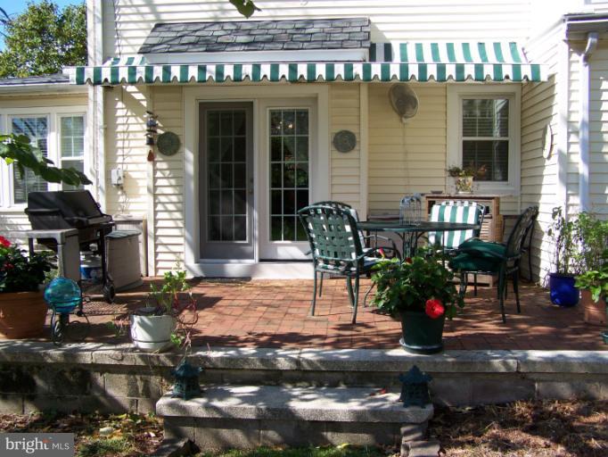 6403 Pinehurst Road Baltimore, MD 21212 - Photo 26 of 29 Brick Patio