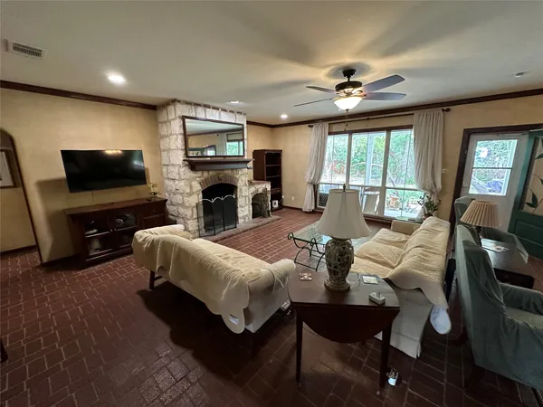 $2,500 | 15 Shady Grove Lane, Wimberley, TX 78676