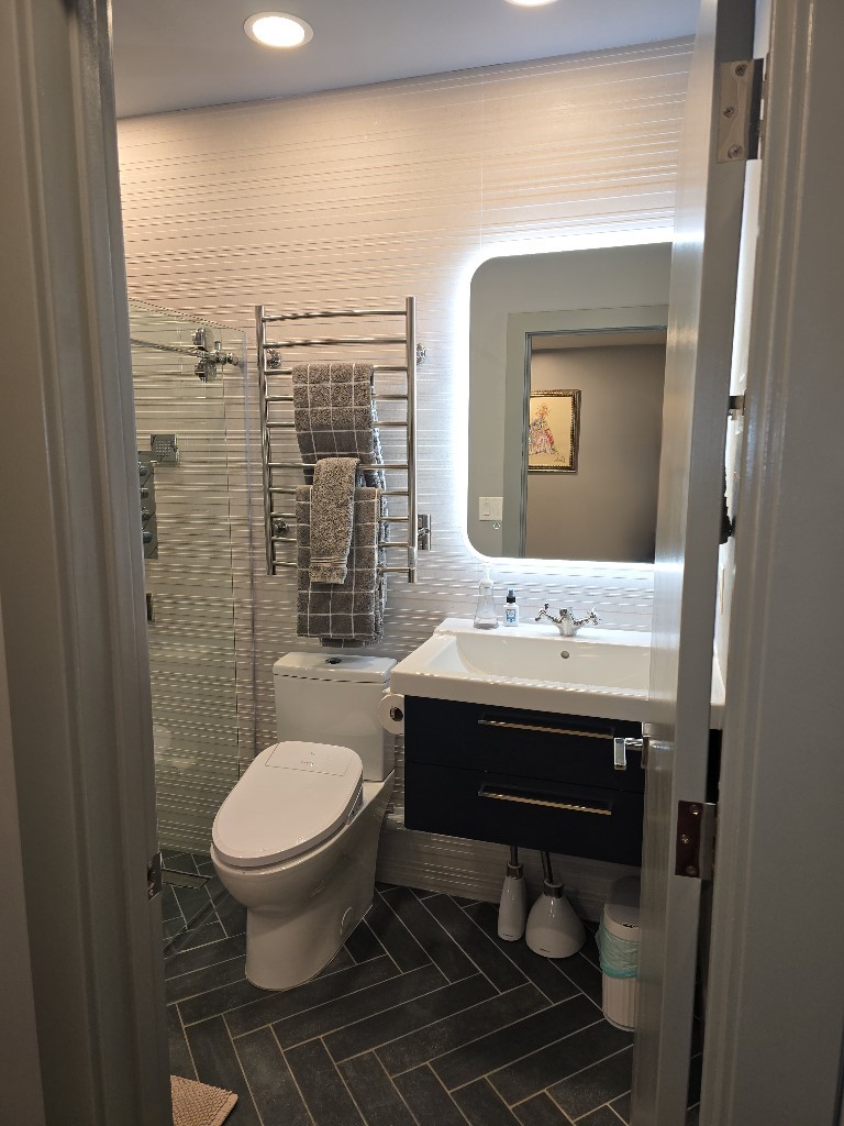 1050 West Dakin Street, Unit G2 Chicago, IL 60613 - Photo 13 of 24