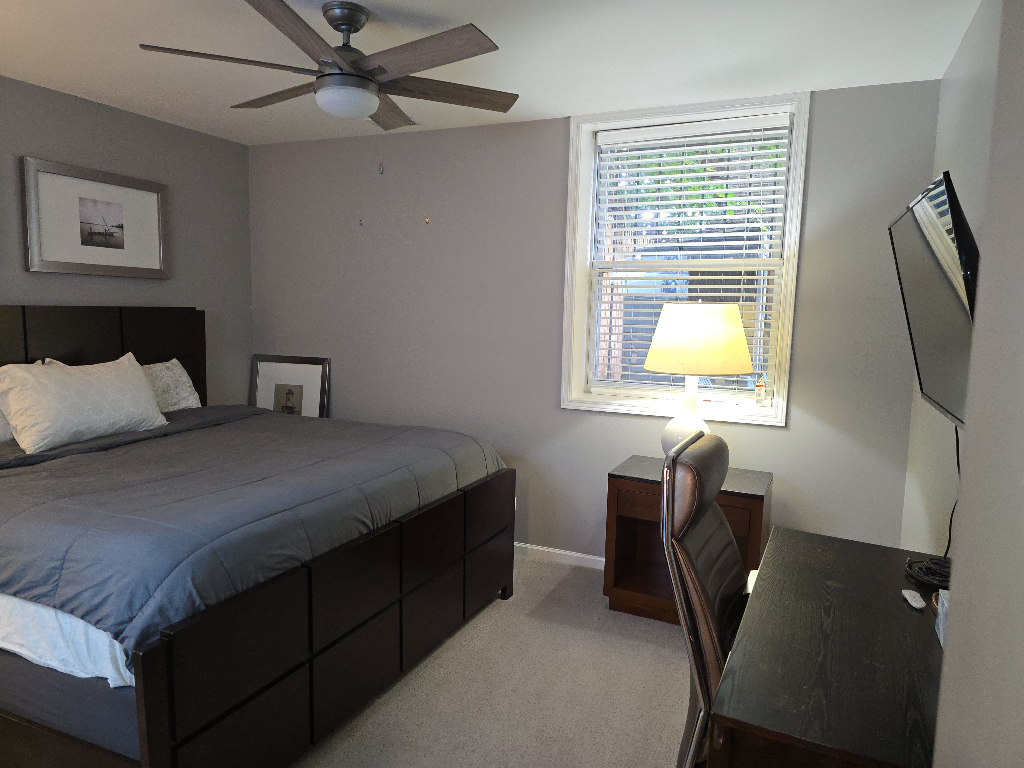 1050 West Dakin Street, Unit G2 Chicago, IL 60613 - Photo 10 of 24