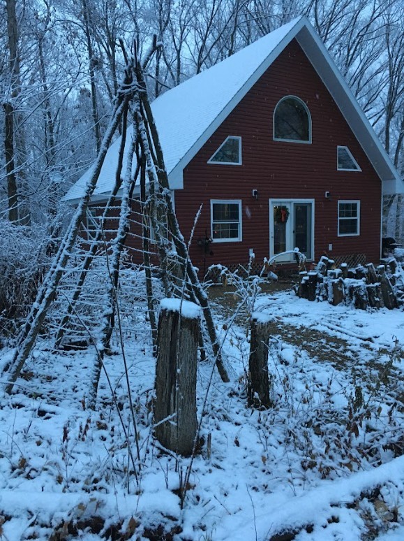 20315 Airtight Road Charleston, IL 61920 - Photo 1 of 16 Red House