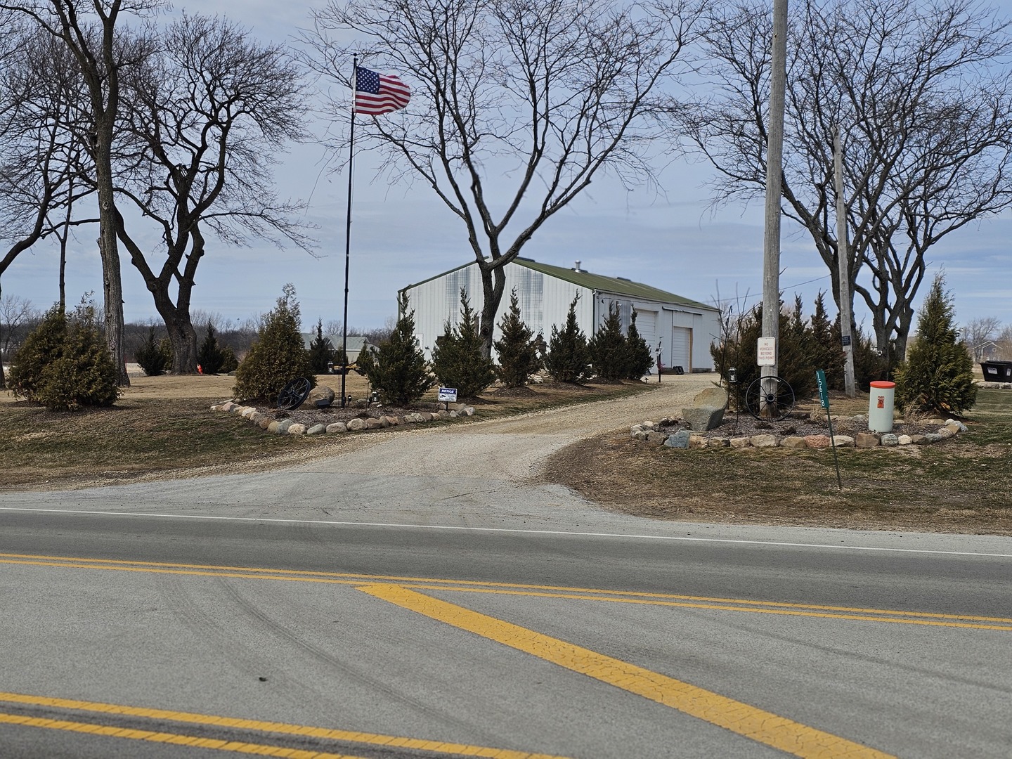 15618 Harmony Road Huntley, IL 60142 - Photo 2 of 15