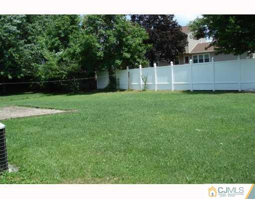 54 Roxy Avenue Edison, NJ 08820 - Photo 10 of 10 Gallery Image 10