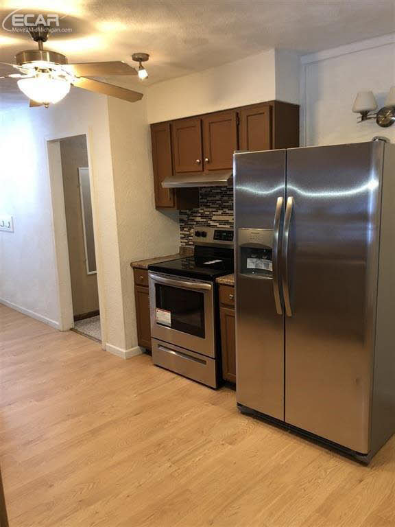 3351 Gary Road Montrose, MI 48457 - Photo 3 of 11 Gallery Image 3