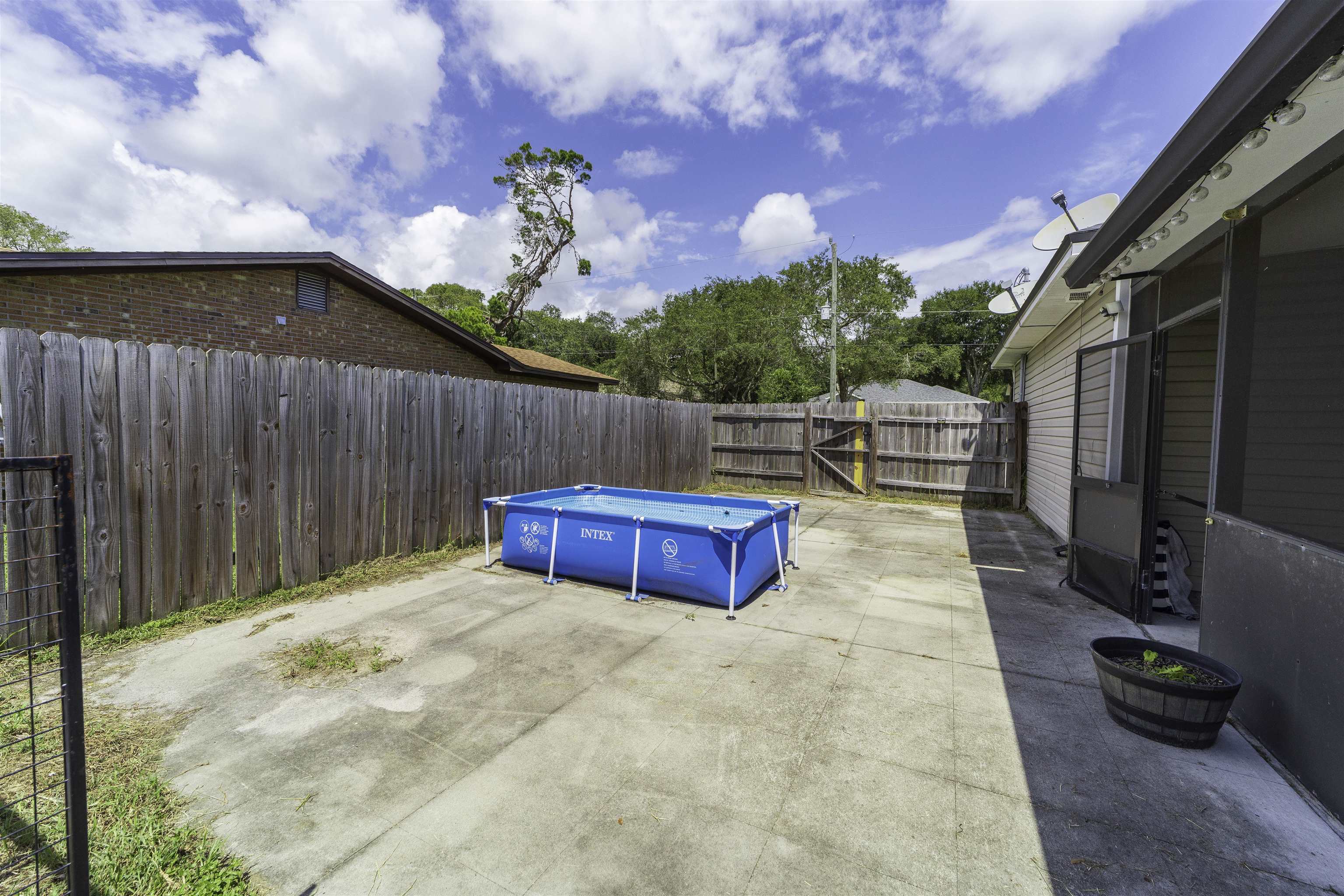 122 Osprey Road St. Augustine, FL 32086 - Photo 41 of 50 a view of a backyard with sitting area