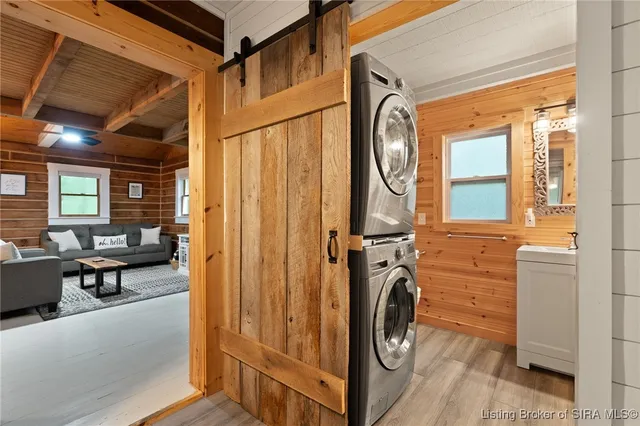 $285,000 | 3391 Cedar Gap Lane, Birdseye, IN 47513