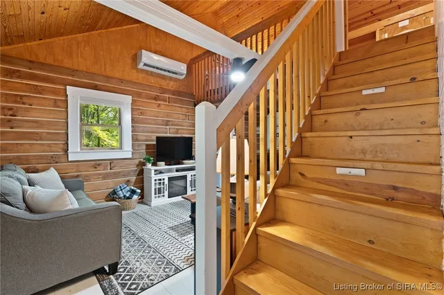 $285,000 | 3391 Cedar Gap Lane, Birdseye, IN 47513