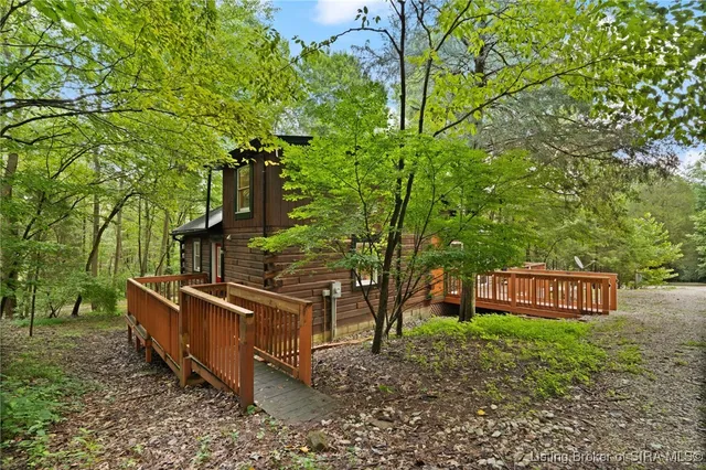 $285,000 | 3391 Cedar Gap Lane, Birdseye, IN 47513