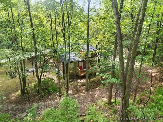 $285,000 | 3391 Cedar Gap Lane, Birdseye, IN 47513