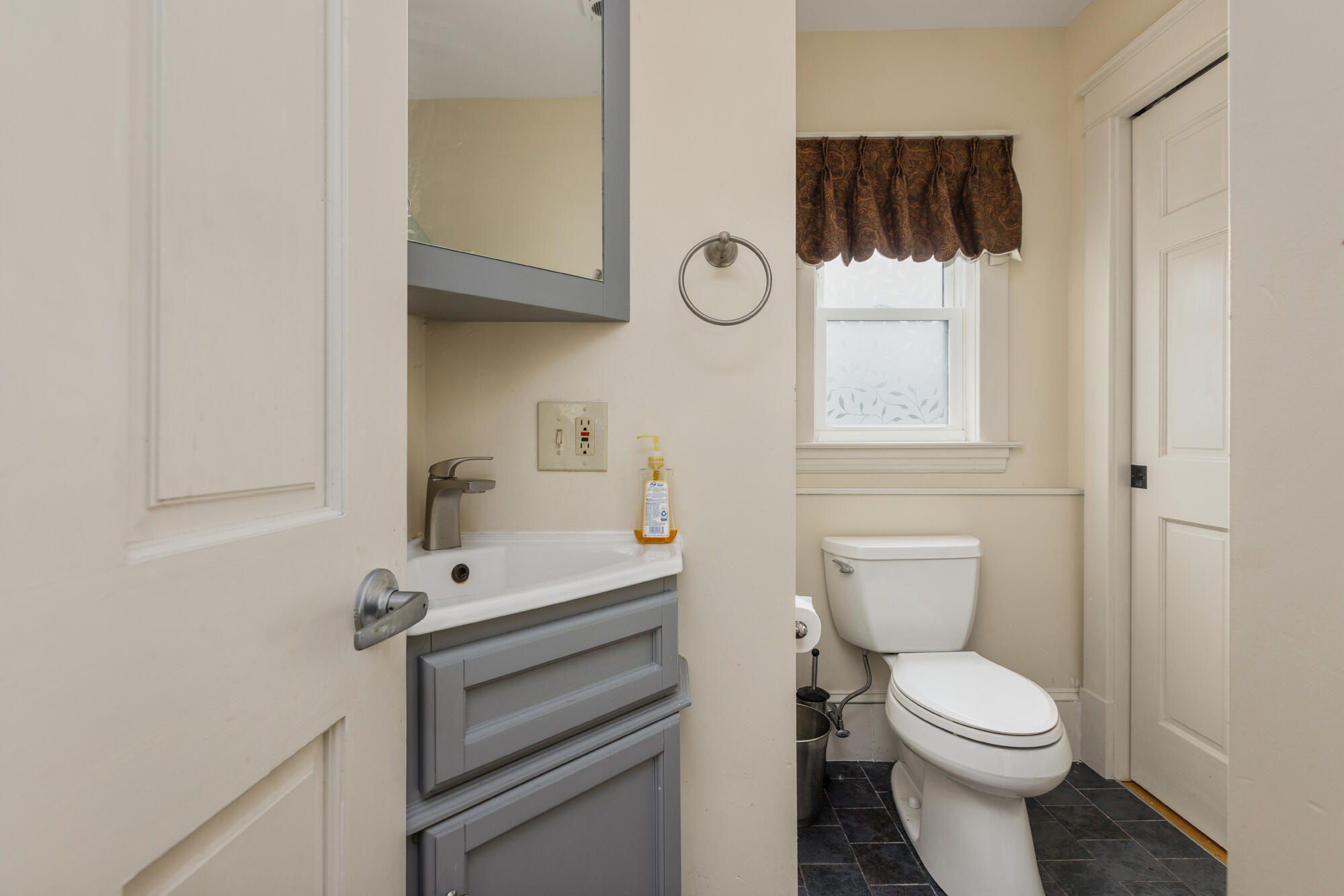 930 Forest Avenue Portland, ME 04103 - Photo 9 of 23 930 Forest Ave_W5_005